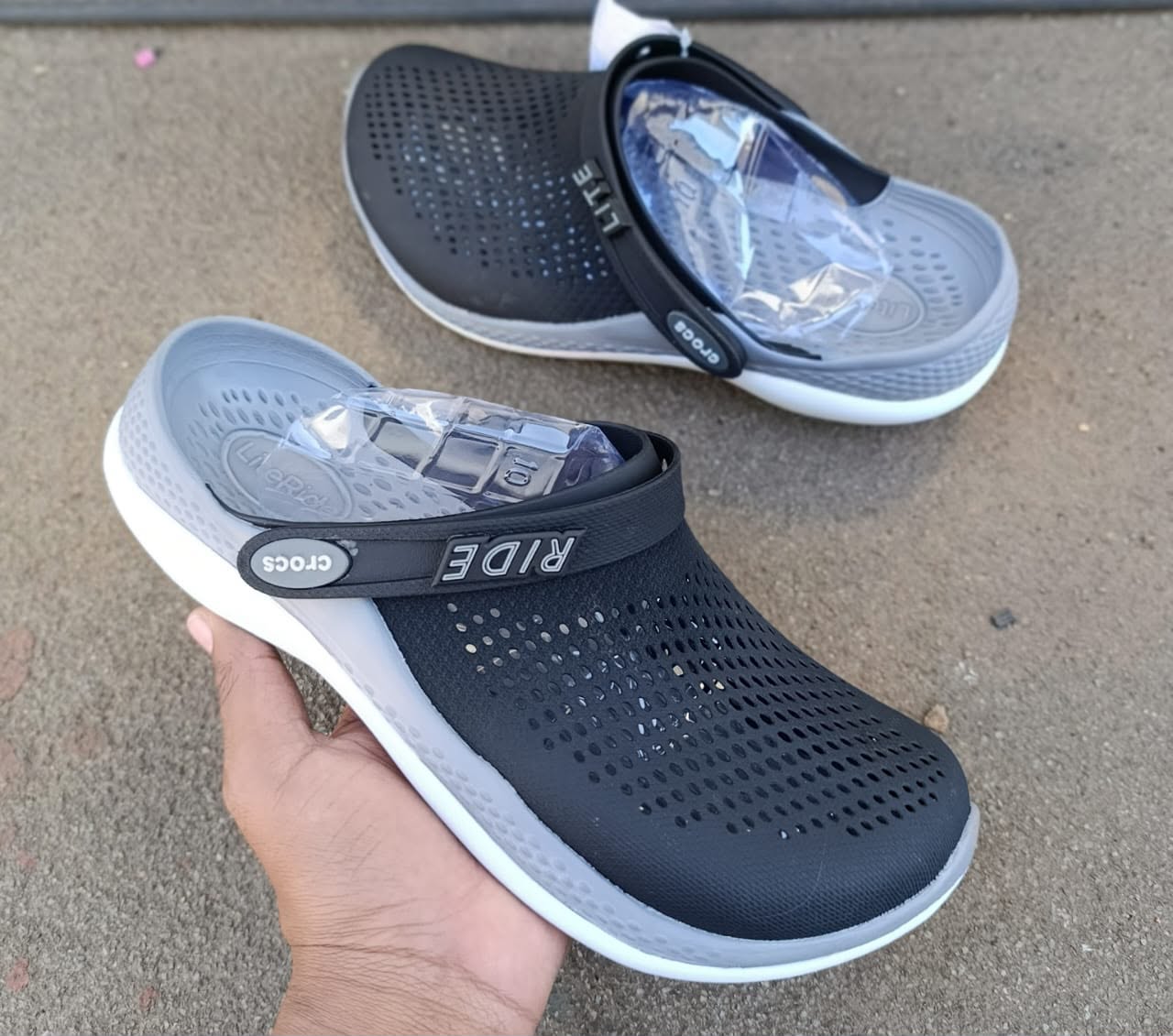 Lite Ride Crocs