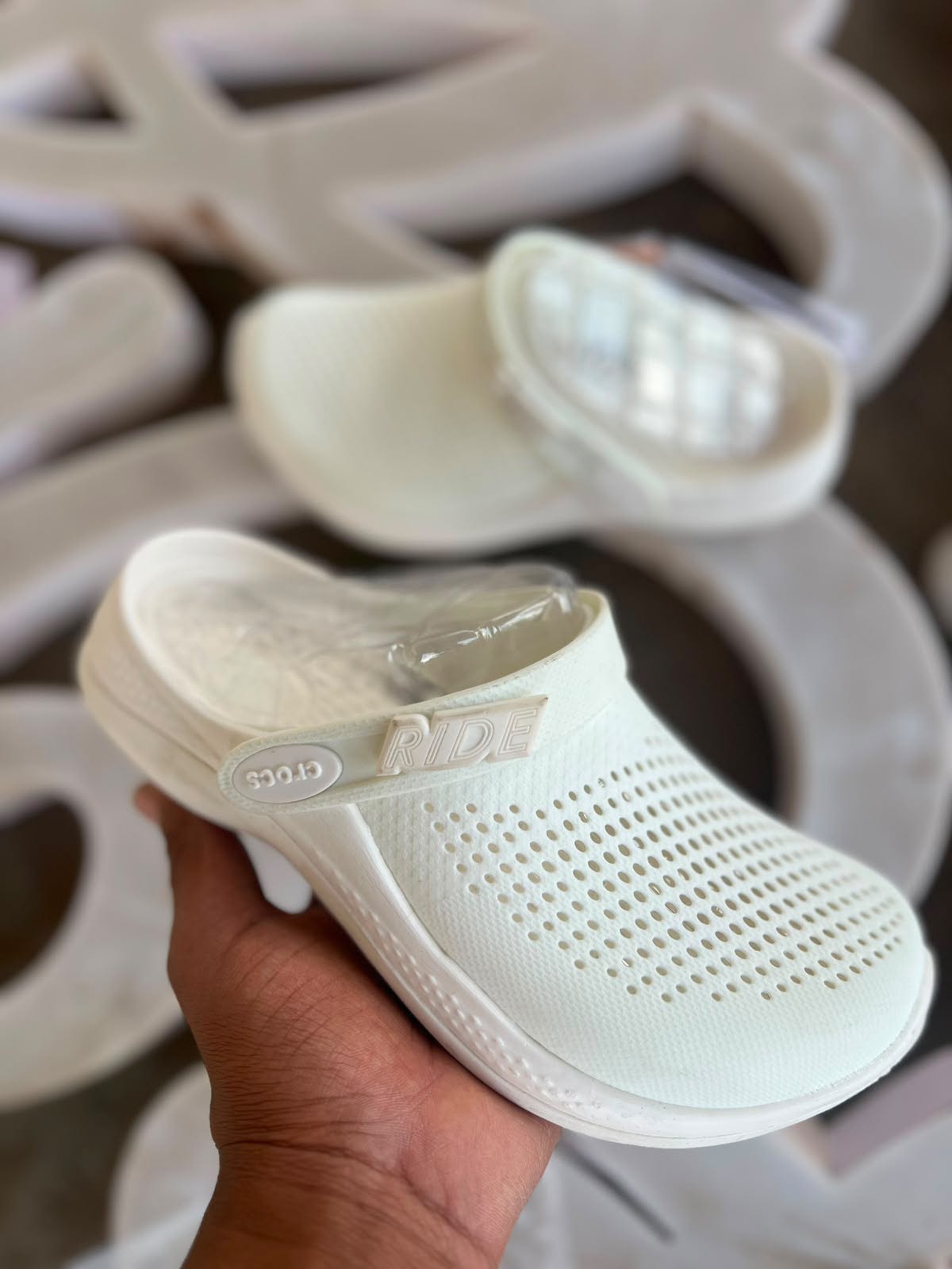 Lite Ride Crocs