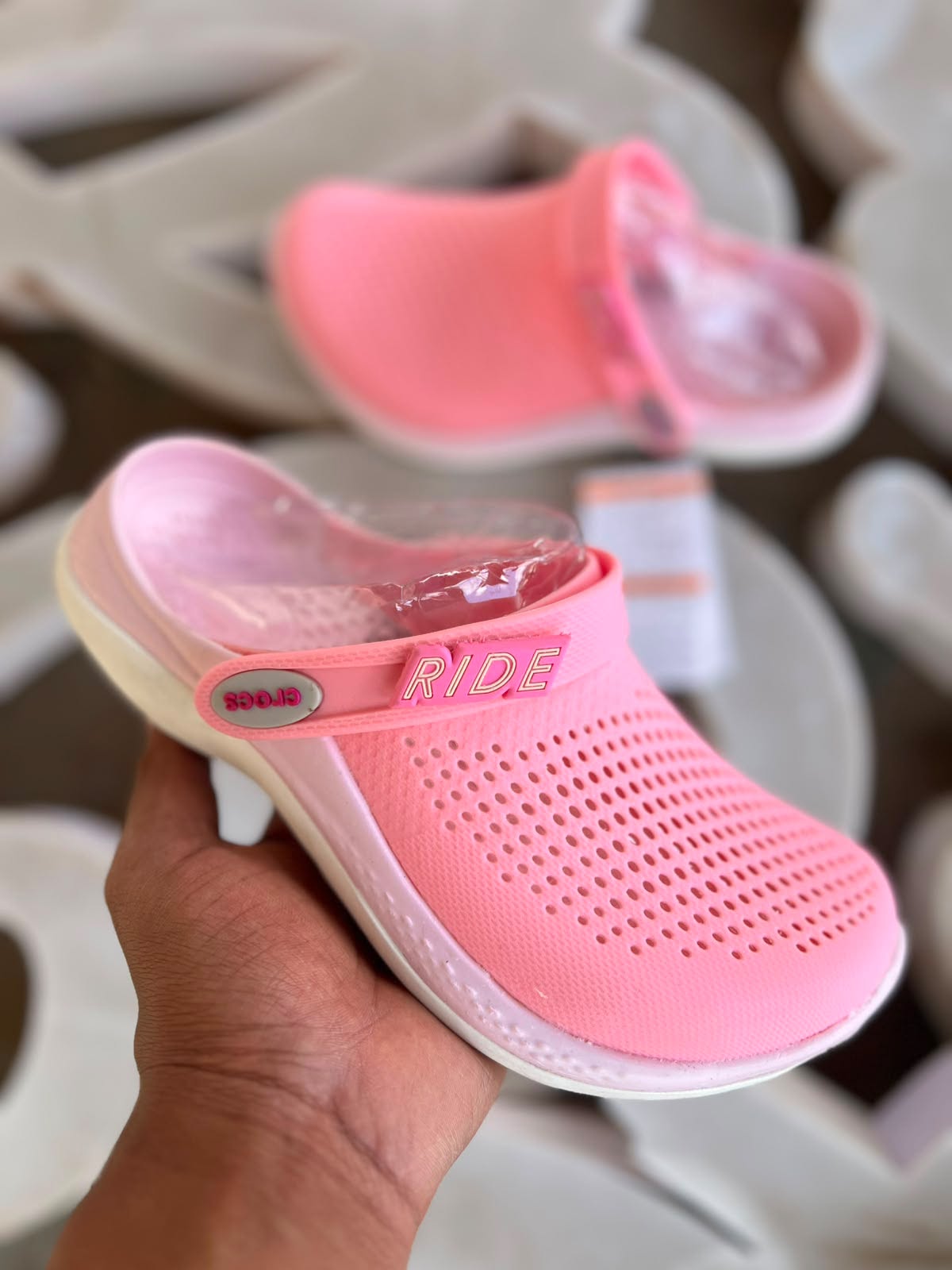 Lite Ride Crocs