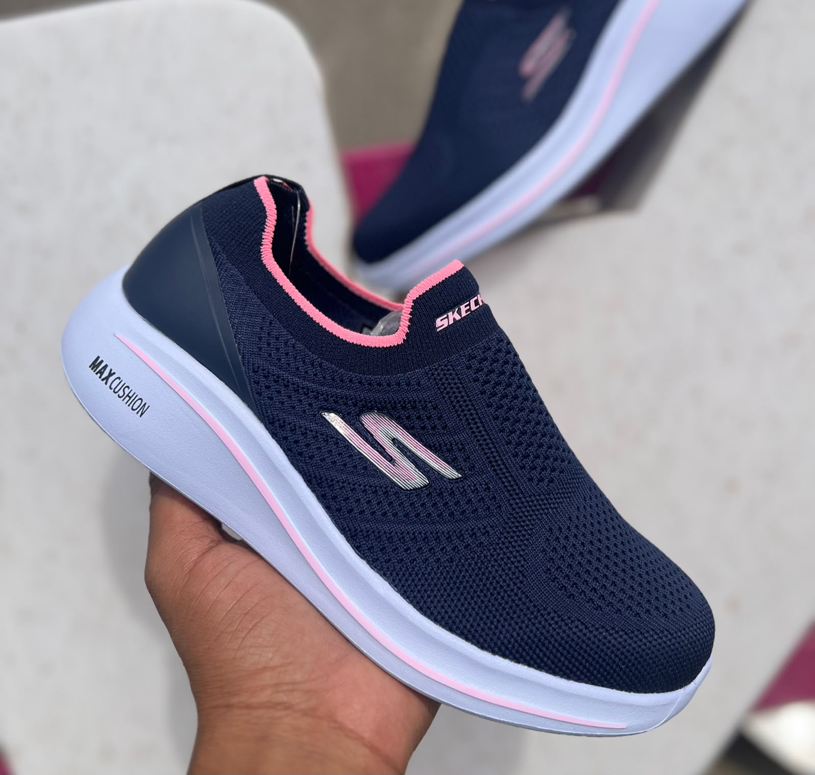 Skechers max cushion Orthopedic